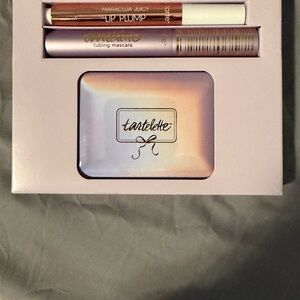 Tarte kindness collectors cafe hot cocoa makeup set